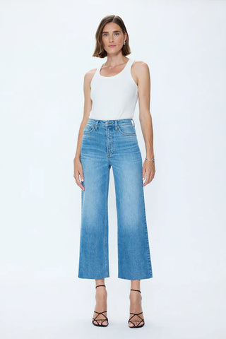 Lana Crop in Wild Heart