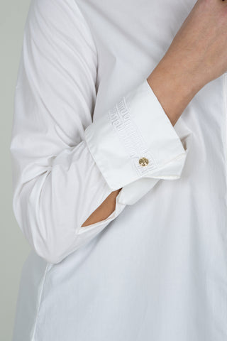 Classic Oxford in White