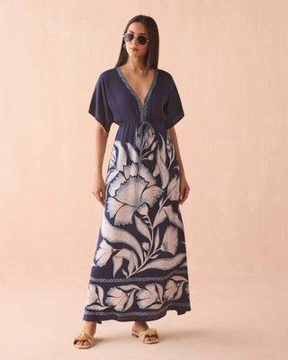 Pia Caftan in Adelaide Mariner